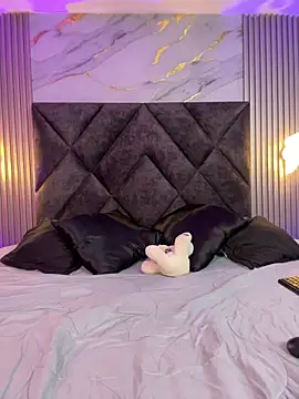 Zafira Alabi online show from 02.26.26