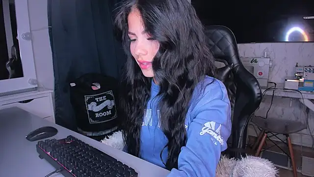 Lisegg  online show from 01.08.25