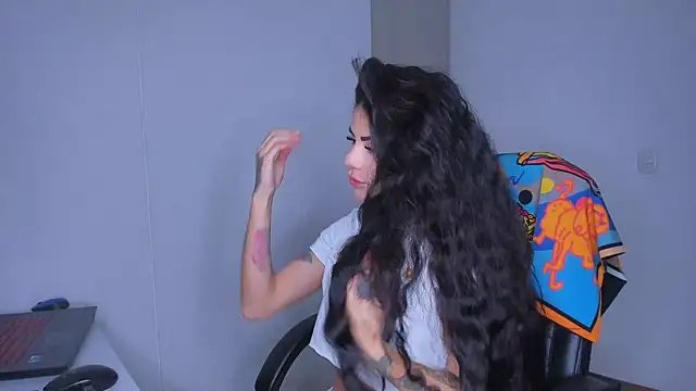 Lisegg  online show from 02.17.26