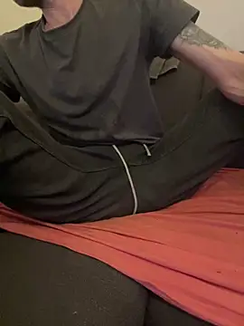 Snapshot of LionBoy1976 chatting on 03.02.25 LionBoy1976 online show from 03.02.25