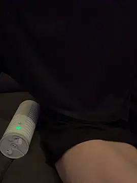 Snapshot of LionBoy1976 chatting on 04.16.26 LionBoy1976 online show from 04.16.26