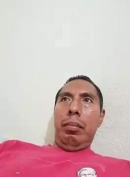 Snapshot of desnudo_Sexoxo chatting on 12.15.24 desnudo Sexoxo online show from 12.15.24