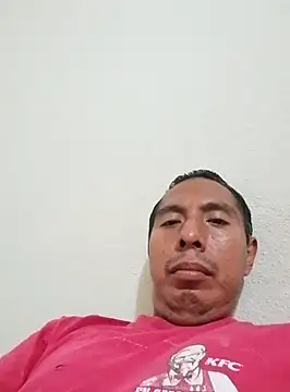 Snapshot of desnudo_Sexoxo chatting on 12.15.24 desnudo Sexoxo online show from 12.15.24