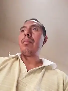 Snapshot of desnudo_Sexoxo chatting on 12.20.24 desnudo Sexoxo online show from 12.20.24