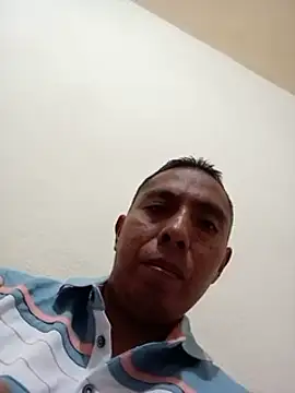 Snapshot of desnudo_Sexoxo chatting on 12.22.24 desnudo Sexoxo online show from 12.22.24