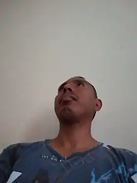 Snapshot of desnudo_Sexoxo chatting on 12.29.24 desnudo Sexoxo online show from 12.29.24