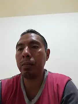 Snapshot of desnudo_Sexoxo chatting on 01.28.25 desnudo Sexoxo online show from 01.28.25