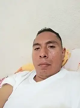 Snapshot of desnudo_Sexoxo chatting on 02.08.25 desnudo Sexoxo online show from 02.08.25