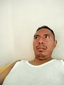 Snapshot of desnudo_Sexoxo chatting on 02.16.25 desnudo Sexoxo online show from 02.16.25