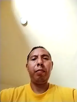 Snapshot of desnudo_Sexoxo chatting on 10.13.25 desnudo Sexoxo online show from 10.13.25