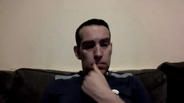 Snapshot of joegalea chatting on 04.01.26 joegalea online show from 04.01.26