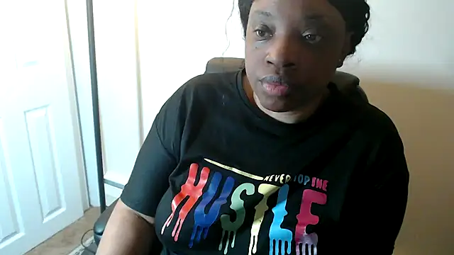 Sexymona1218 online show from 05.14.26