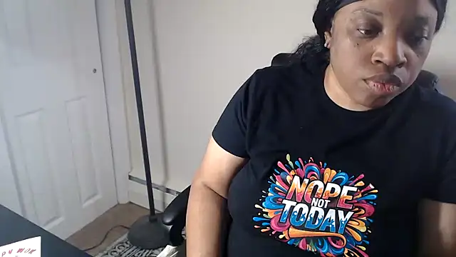 Sexymona1218 online show from 05.19.26