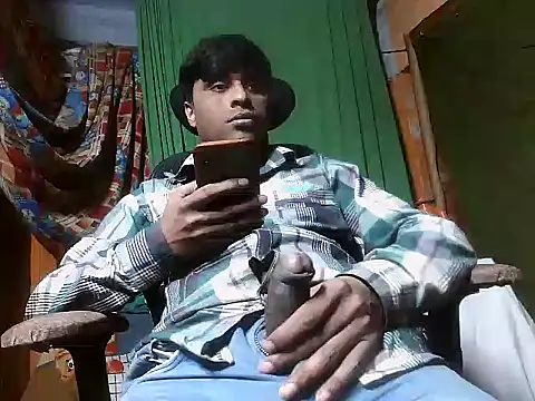 Snapshot of desiboy1101 chatting on 01.17.25 desiboy1101 online show from 01.17.25