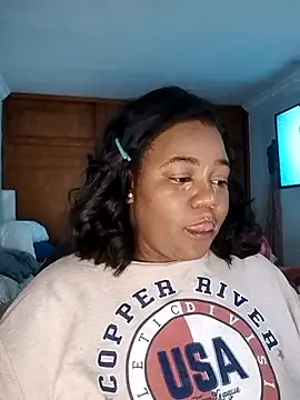 Snapshot of Daddys_girl1 chatting on 09.13.25 Daddys girl1 online show from 09.13.25