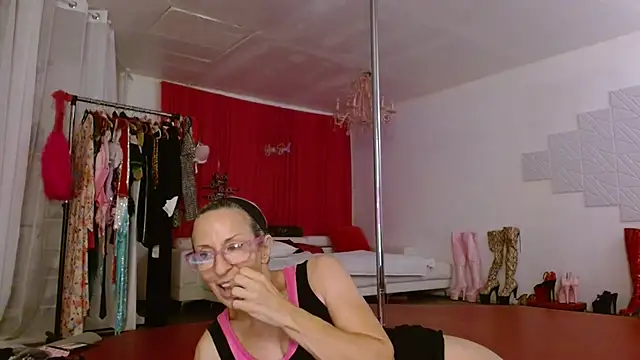 Sweet-Ginger online show from 10.28.25