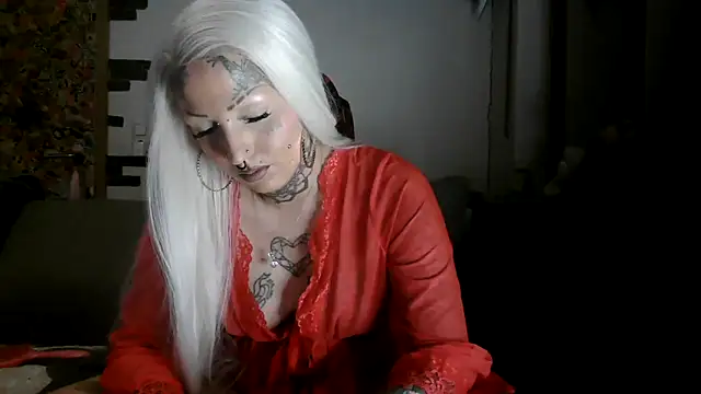 Snapshot of RoxxyInk chatting on 03.15.26 RoxxyInk online show from 03.15.26