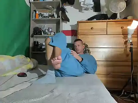 viraglaci18xh online show from 10.23.25