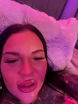  MelinaCurves  online show from 09.14.25