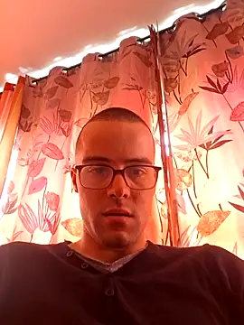 Snapshot of Hakim14460 chatting on 06.12.26 Hakim14460 online show from 06.12.26