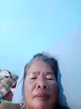 Snapshot of sexylizzy4u chatting on 02.21.26 sexylizzy4u online show from 02.21.26