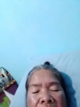 Snapshot of sexylizzy4u chatting on 02.22.26 sexylizzy4u online show from 02.22.26