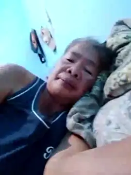 Snapshot of sexylizzy4u chatting on 03.04.26 sexylizzy4u online show from 03.04.26