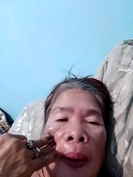 Snapshot of sexylizzy4u chatting on 03.08.26 sexylizzy4u online show from 03.08.26