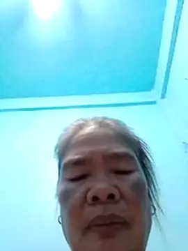 Snapshot of sexylizzy4u chatting on 03.10.26 sexylizzy4u online show from 03.10.26