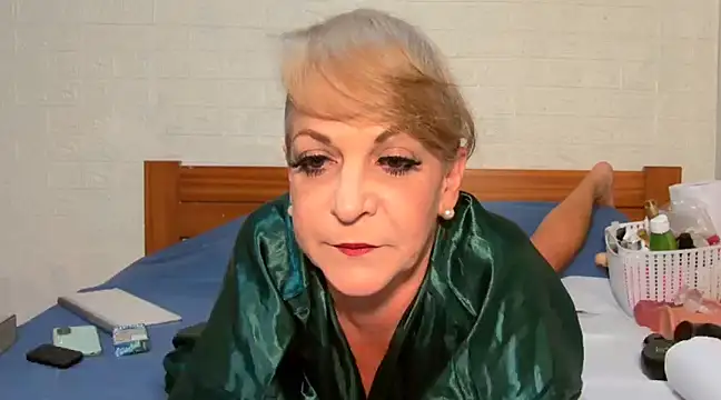 awild kitten online show from 03.17.25