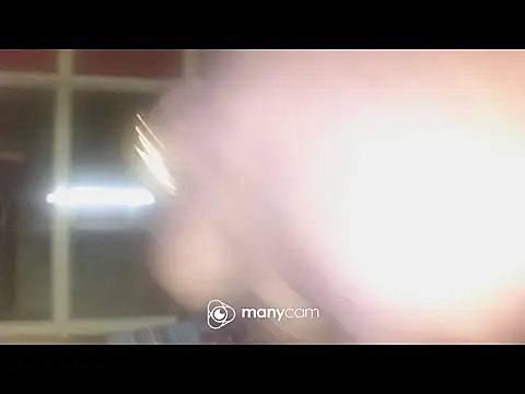 Snapshot of jikh13 chatting on 10.03.25 jikh13 online show from 10.03.25