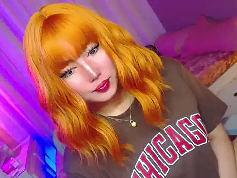 Snapshot of HOTnWILDalice chatting on 04.19.26 HOTnWILDalice online show from 04.19.26