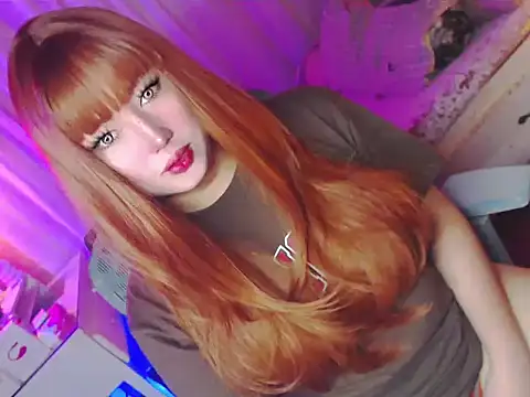 Snapshot of HOTnWILDalice chatting on 04.22.26 HOTnWILDalice online show from 04.22.26