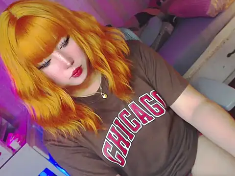 Snapshot of HOTnWILDalice chatting on 04.23.26 HOTnWILDalice online show from 04.23.26