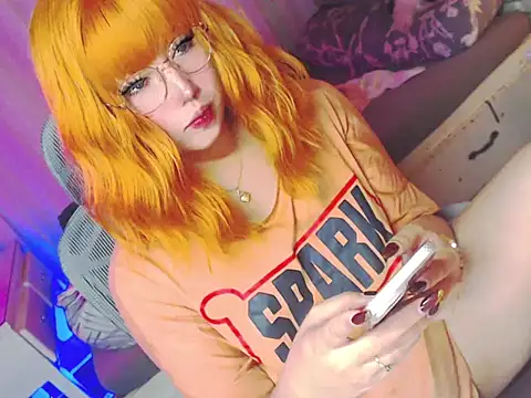 Snapshot of HOTnWILDalice chatting on 05.07.26 HOTnWILDalice online show from 05.07.26