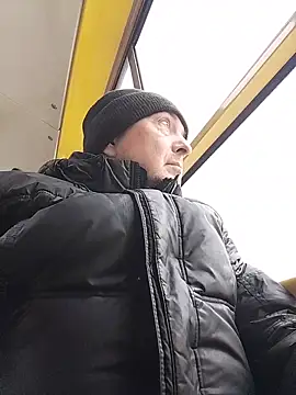 Snapshot of Pokaz2020 chatting on 02.28.25 Pokaz2020 online show from 02.28.25