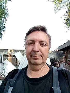 Snapshot of Pokaz2020 chatting on 09.21.25 Pokaz2020 online show from 09.21.25