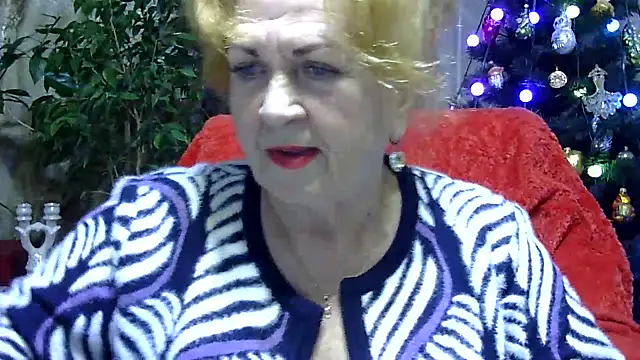 Emma52610 online show from 01.03.25