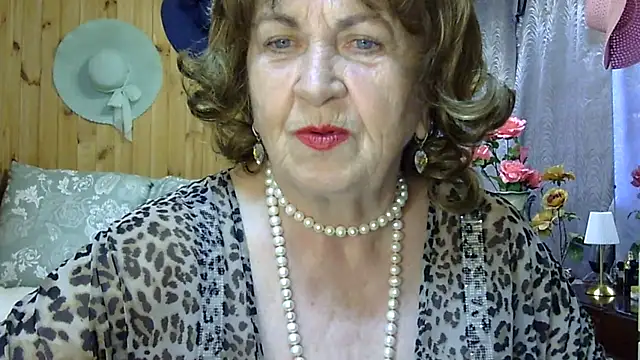 Snapshot of Emma52610 chatting on 06.18.26 Emma52610 online show from 06.18.26