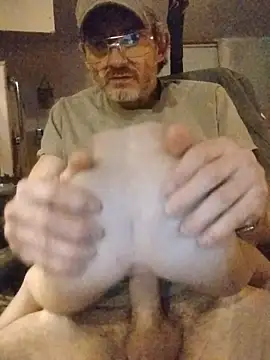 ROBERT0516 online show from 04.15.26