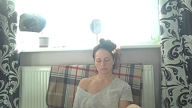 Snapshot of LindaStarS chatting on 05.11.26 LindaStarS online show from 05.11.26