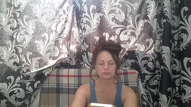 Snapshot of LindaStarS chatting on 06.12.26 LindaStarS online show from 06.12.26