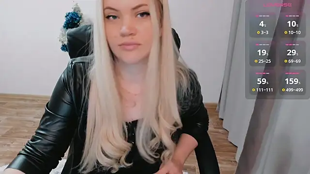 Snapshot of AllAboutLoveXx chatting on 12.28.24 AllAboutLoveXx online show from 12.28.24