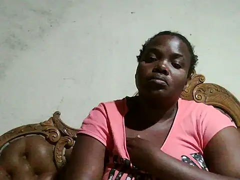 Snapshot of sexybigboobz chatting on 06.10.26 sexybigboobz online show from 06.10.26