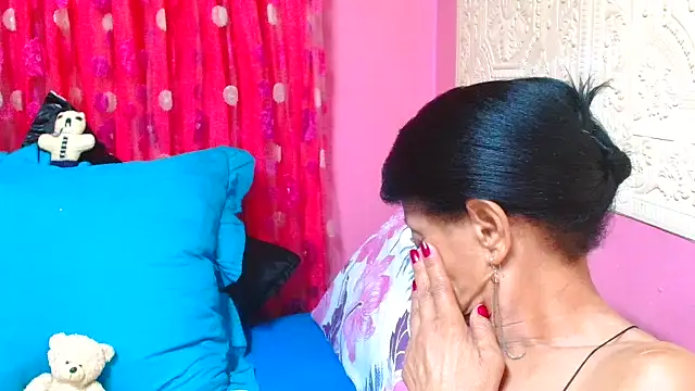 SLUTTYROXY online show from 02.09.25