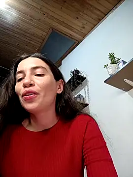 Snapshot of loveuu-bae chatting on 12.14.24 loveuu-bae online show from 12.14.24