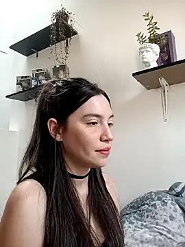 Snapshot of loveuu-bae chatting on 01.08.25 loveuu-bae online show from 01.08.25