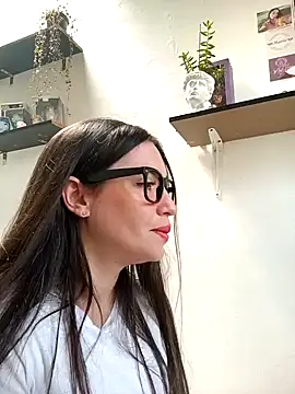 Snapshot of loveuu-bae chatting on 01.17.25 loveuu-bae online show from 01.17.25