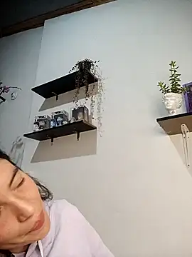 Snapshot of loveuu-bae chatting on 02.09.25 loveuu-bae online show from 02.09.25