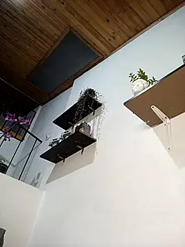 Snapshot of loveuu-bae chatting on 02.25.25 loveuu-bae online show from 02.25.25